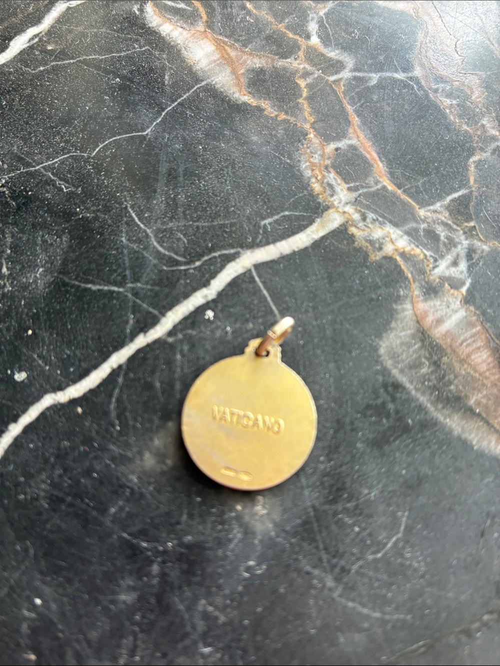 Gold washed sterling Virgin Mary Medal Pendant from the Vatican - Picture 2 of 2